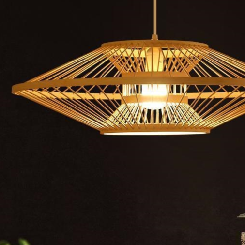 Suspension en bambou, esprit zen rétro