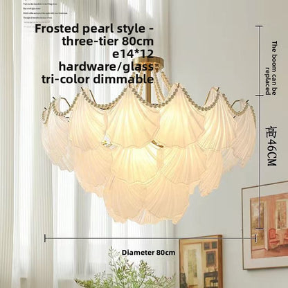 Lustre en verre à étages, motifs coquillages