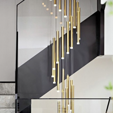 Lustre long LED pour escalier