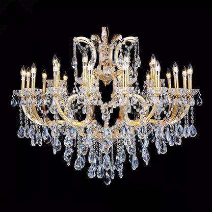 Lustre classique à branches et décors en cristal