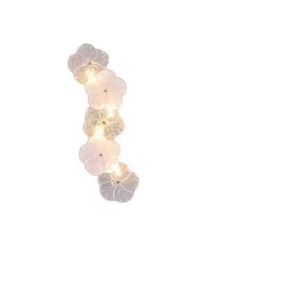 Lustre à pétales de verre, inspiration française