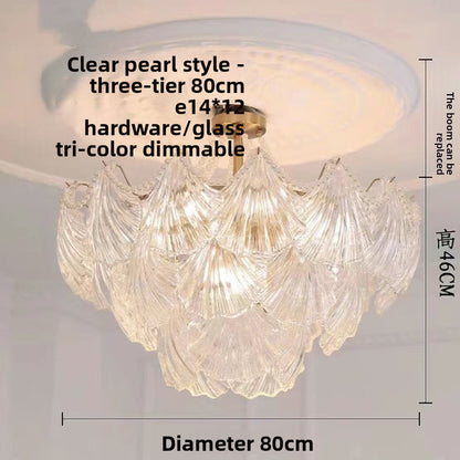 Lustre en verre à étages, motifs coquillages