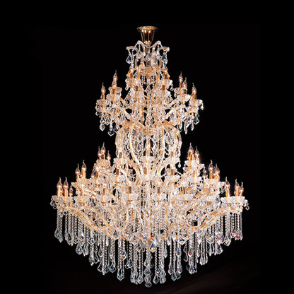 Lustre classique à branches et décors en cristal